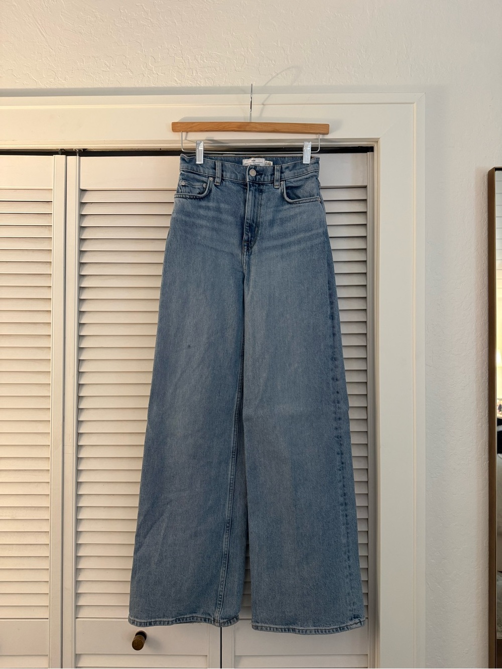 & Other Stories High-Waist Wide Leg Women's Jeans Light Blue Wash 25
